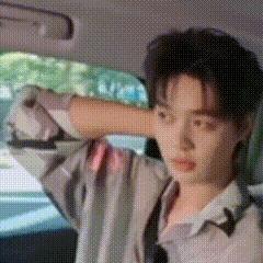 柯淳提醒张柏芝双眼皮贴掉了出发日抓马名场面笑不活！赵柯淳接张柏芝同车遇沉默尴尬，