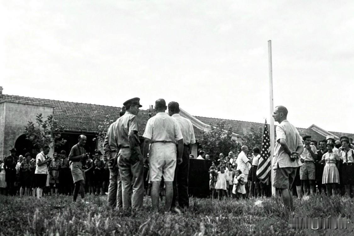 1945年8月15日日本刚刚宣布无条件投降，仅仅三天后（8月18日），美国援助代