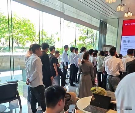 越给你发钱买房的城市，越要小心，临安给符合条件的新房每套基础补贴10万，江门国庆