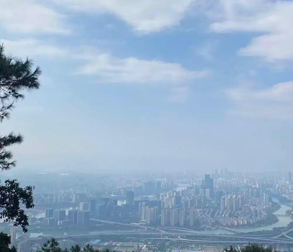 告诉你个秘密，
男女之间只要发生关系，如果没有把对方拉黑，他们过一段时间，又会联