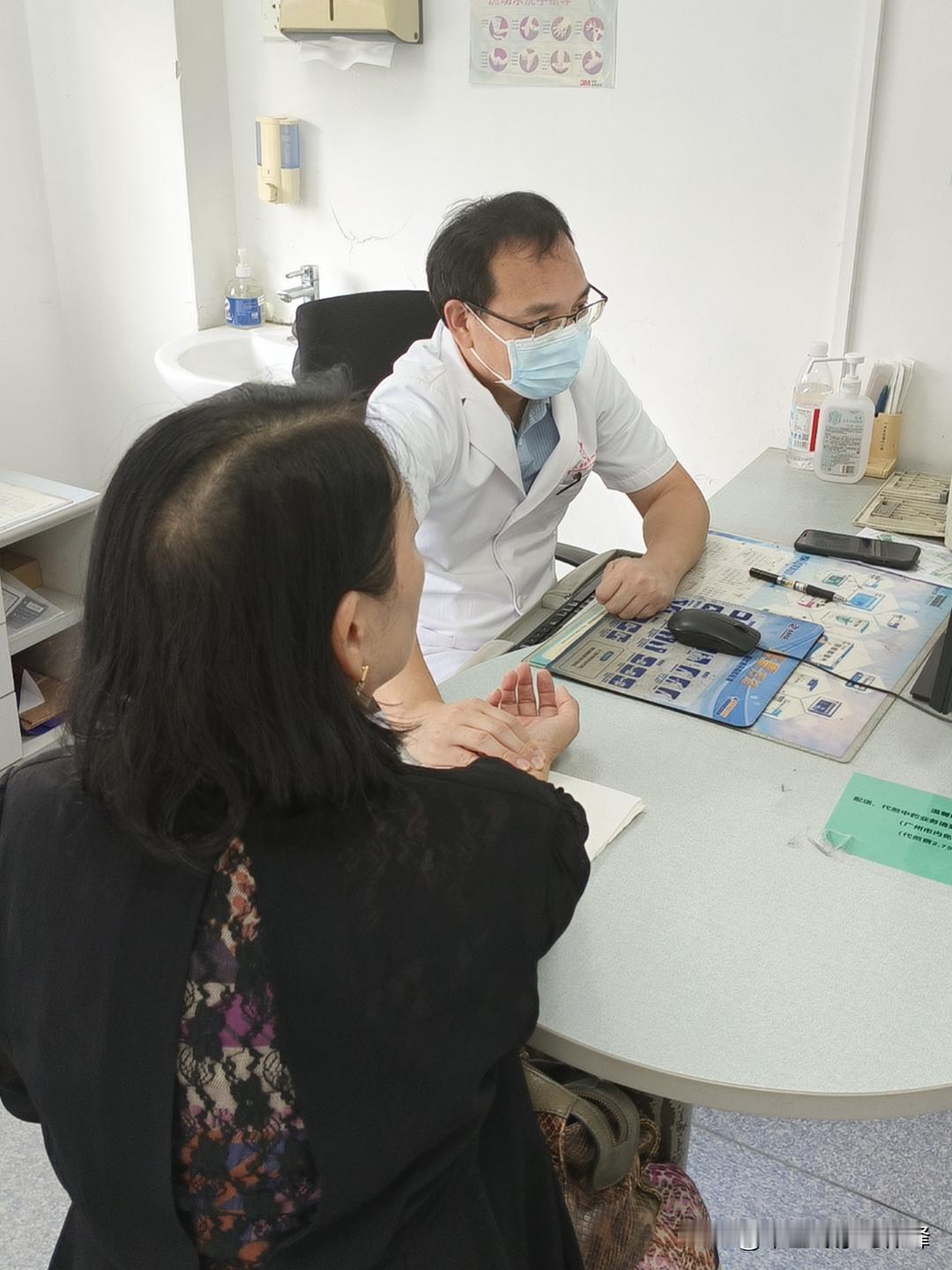 胃病反复折磨人？
不要过度治疗了，记住这招
再严重的胃病也无需过度治疗，掌握这几