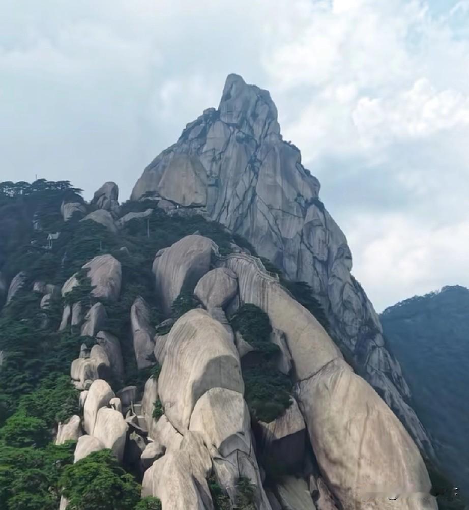 枞阳县离开安庆市10年了，天柱山依然对枞阳市民有优惠活动
2016年1月，安徽省