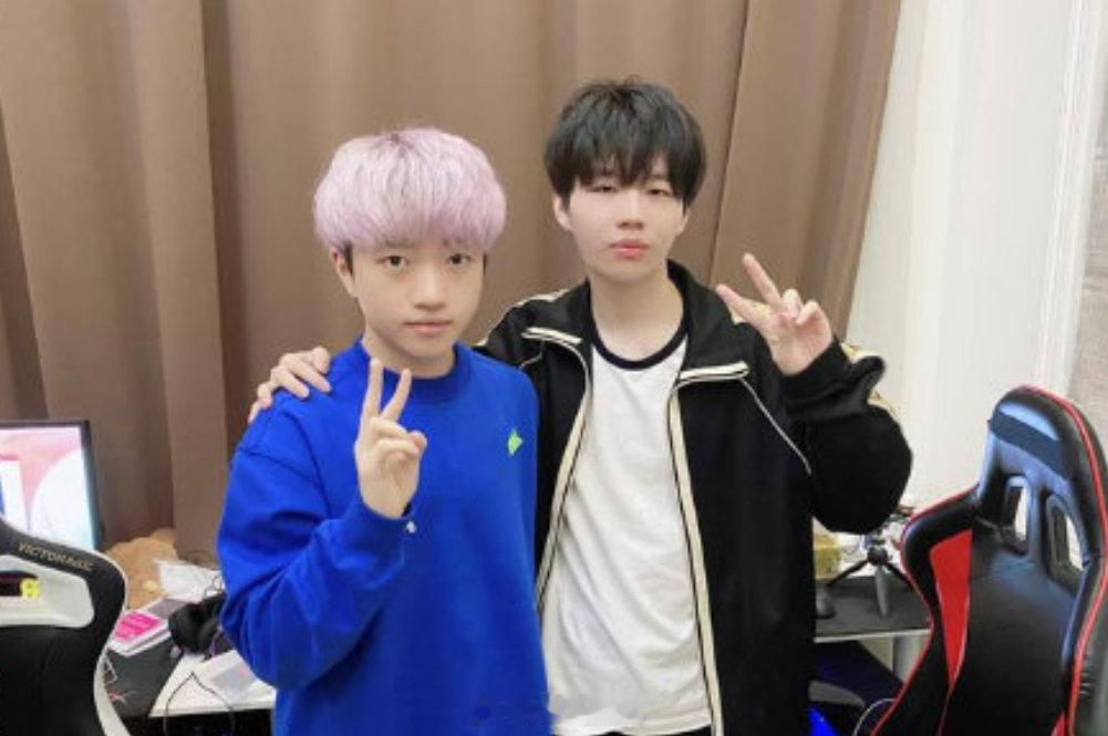 #Keria关注刘青松# @lqscrisp 与 @T1_Keria 互关成功！