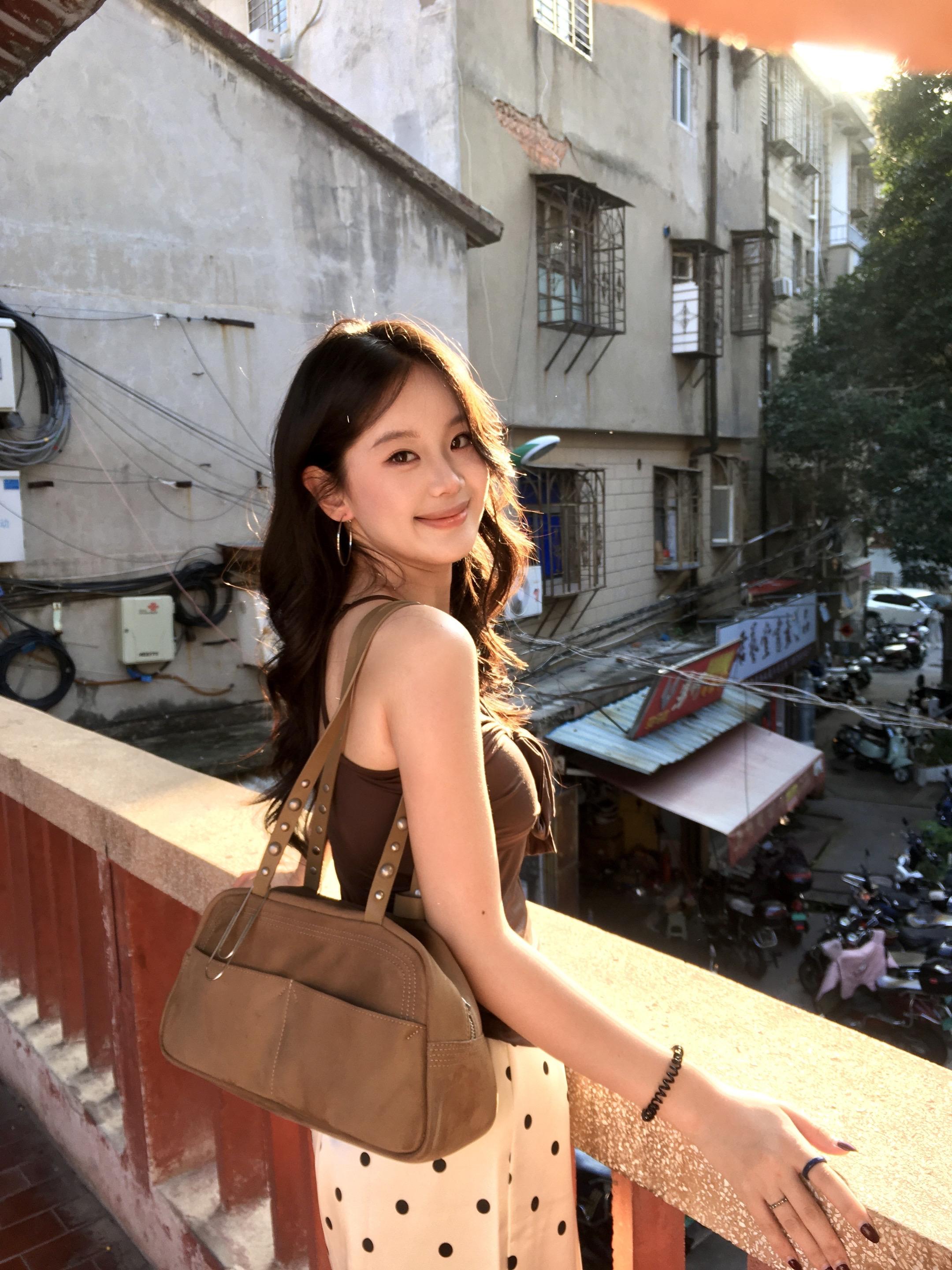 有时候我会在心里握紧你的手