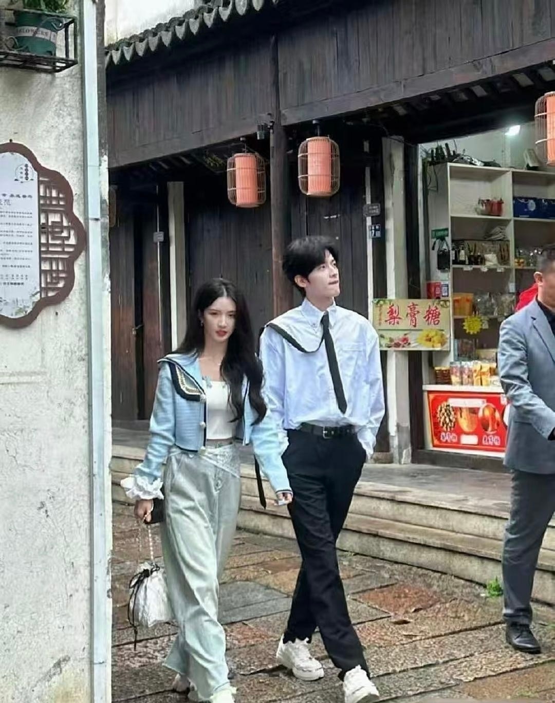 《难哄》拍早啦，这才是我理想中温以凡和桑延的样子，太贴合我心中所想了 