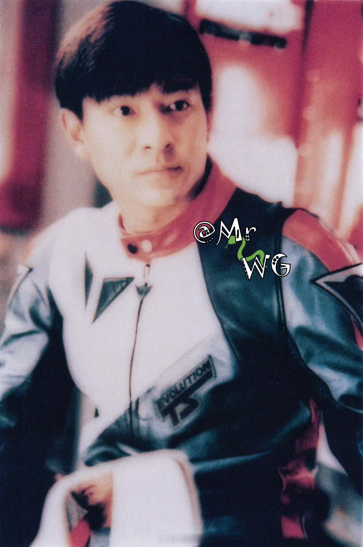 刘德华独家扫描 追风的少年，90年代的街头狂飙美学，港片中骑摩托🏍️最帅的男人