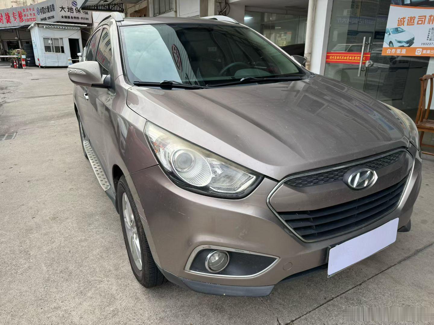 13年上牌 现代iX35 精品车况自动挡、天窗、费用齐全，一手车 公里14万实表