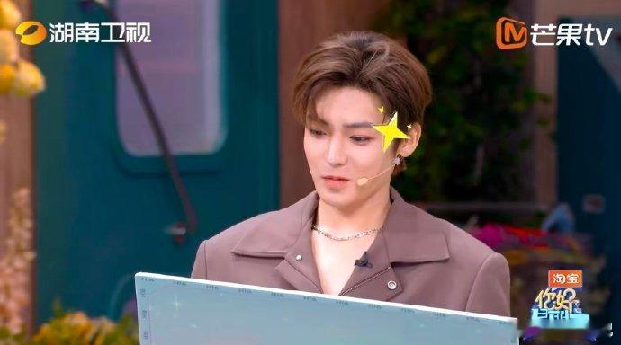 侯明昊努力半天白努力你好星期六侯明昊对待工作的态度太让人敬佩了，就算时间紧张也会