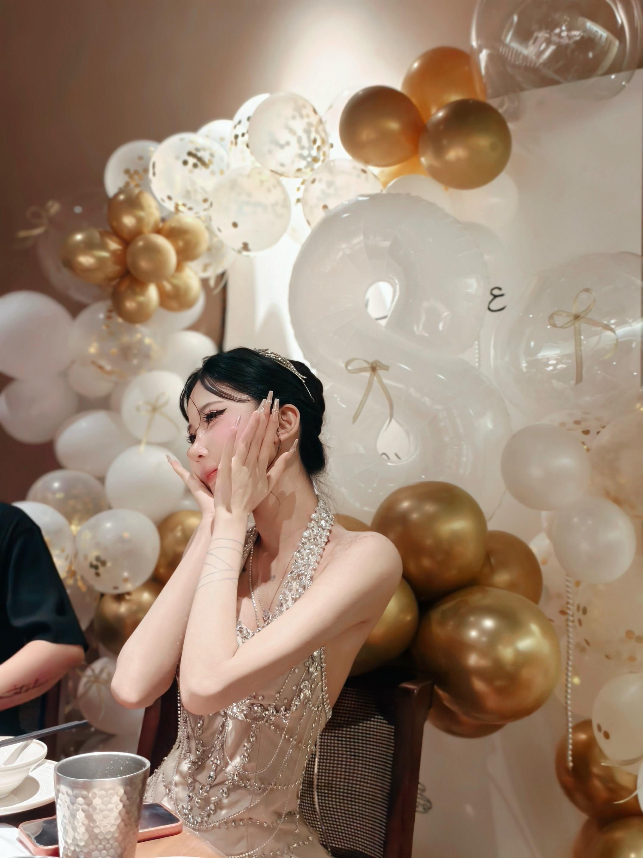 18岁生日快乐。