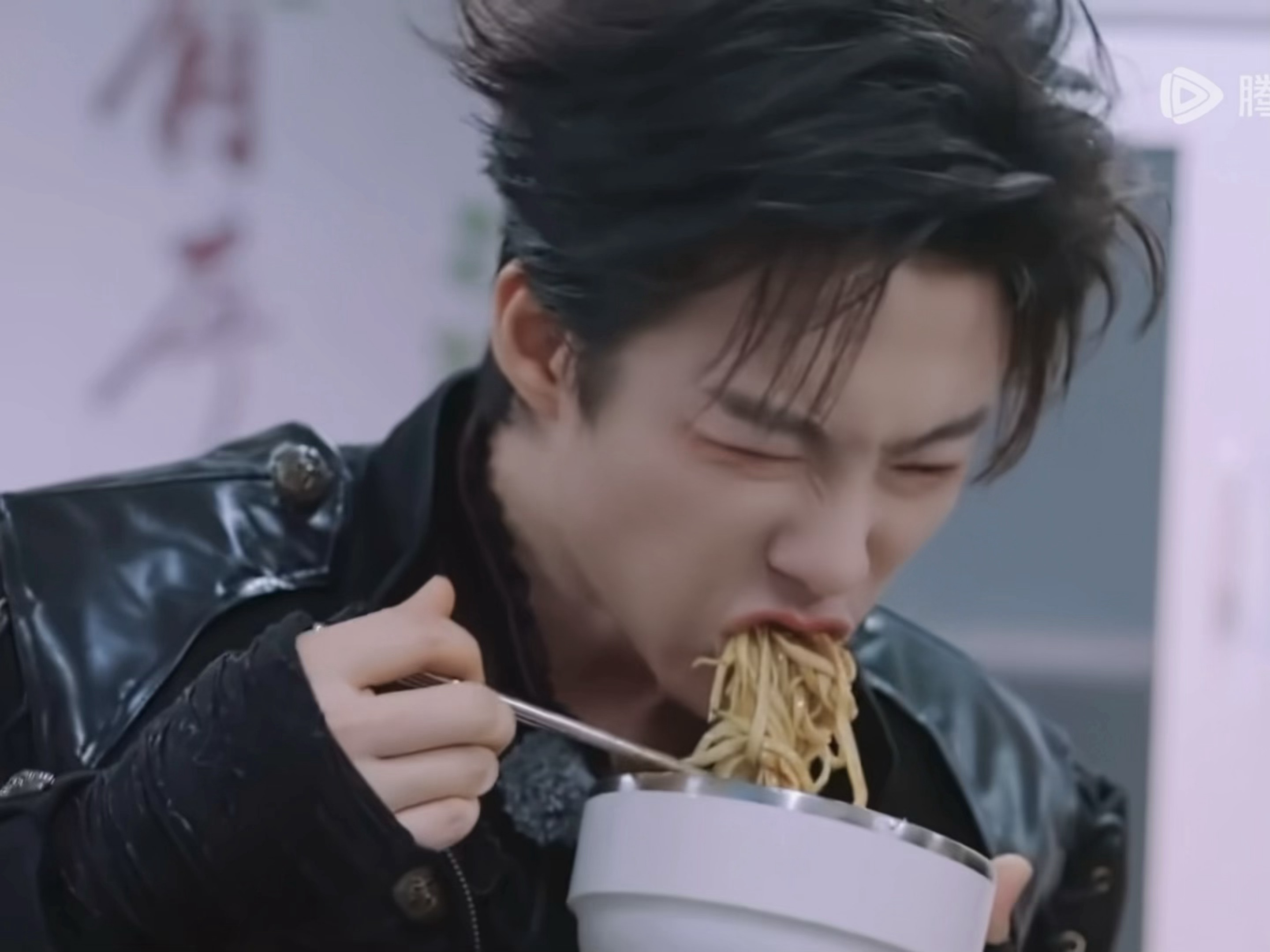 给我看饿了！好好吃呀！刘宇宁张凌赫勇敢的人先吃光道具