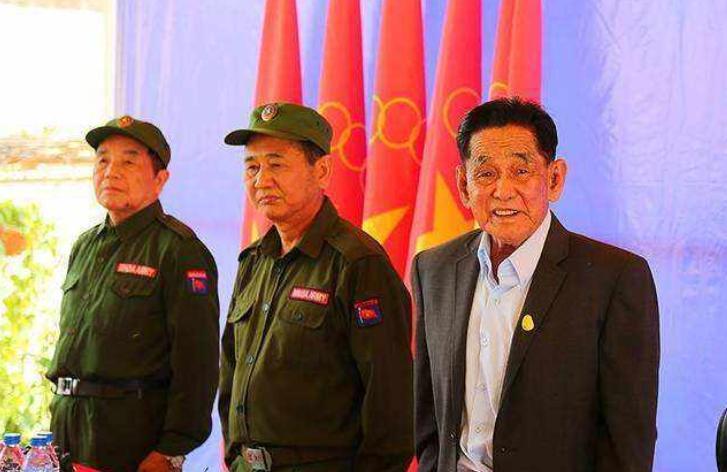 2015年彭家声战败后向全球华人求助：望念同根同族情分，出钱出力
 
这份泣血的