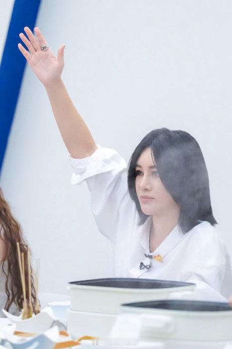 也就尚雯婕能管住王濛乘风2026河南口音加持趣味满分，尚雯婕走心点评不生硬，轻松
