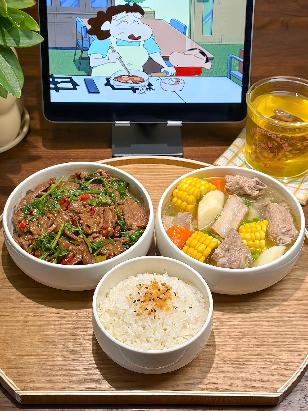 #李佳琦红包#提供一周做饭灵感🍲好好吃饭 拒绝外卖||周一：小炒牛肉 山药玉米