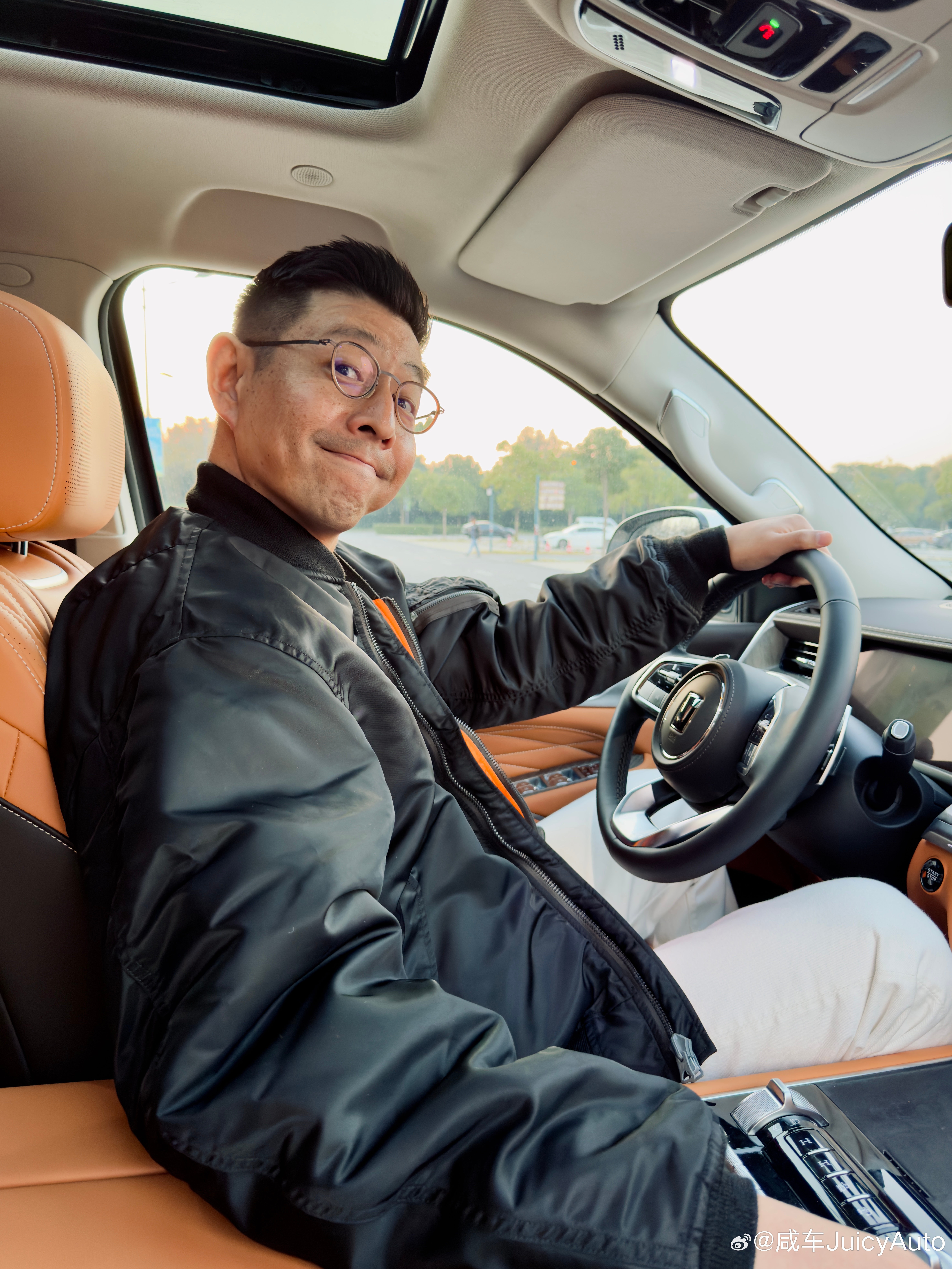 我说坦克500挺好开的，他们说我开着也挺帅的真的假的？不是忽悠我吧？ 