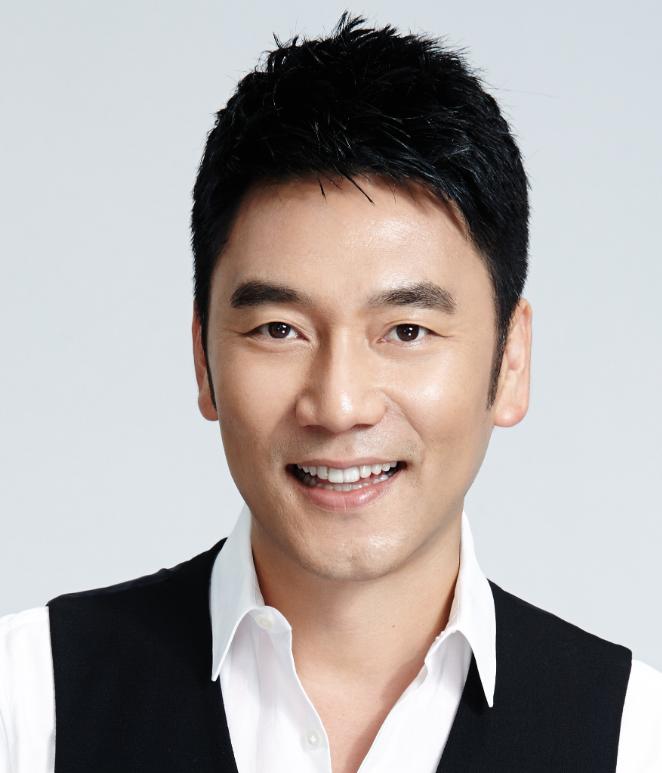 林依轮56岁上节目，说儿媳不叫他爸叫他"林哥"——他非但不介意，还觉得这才对劲。