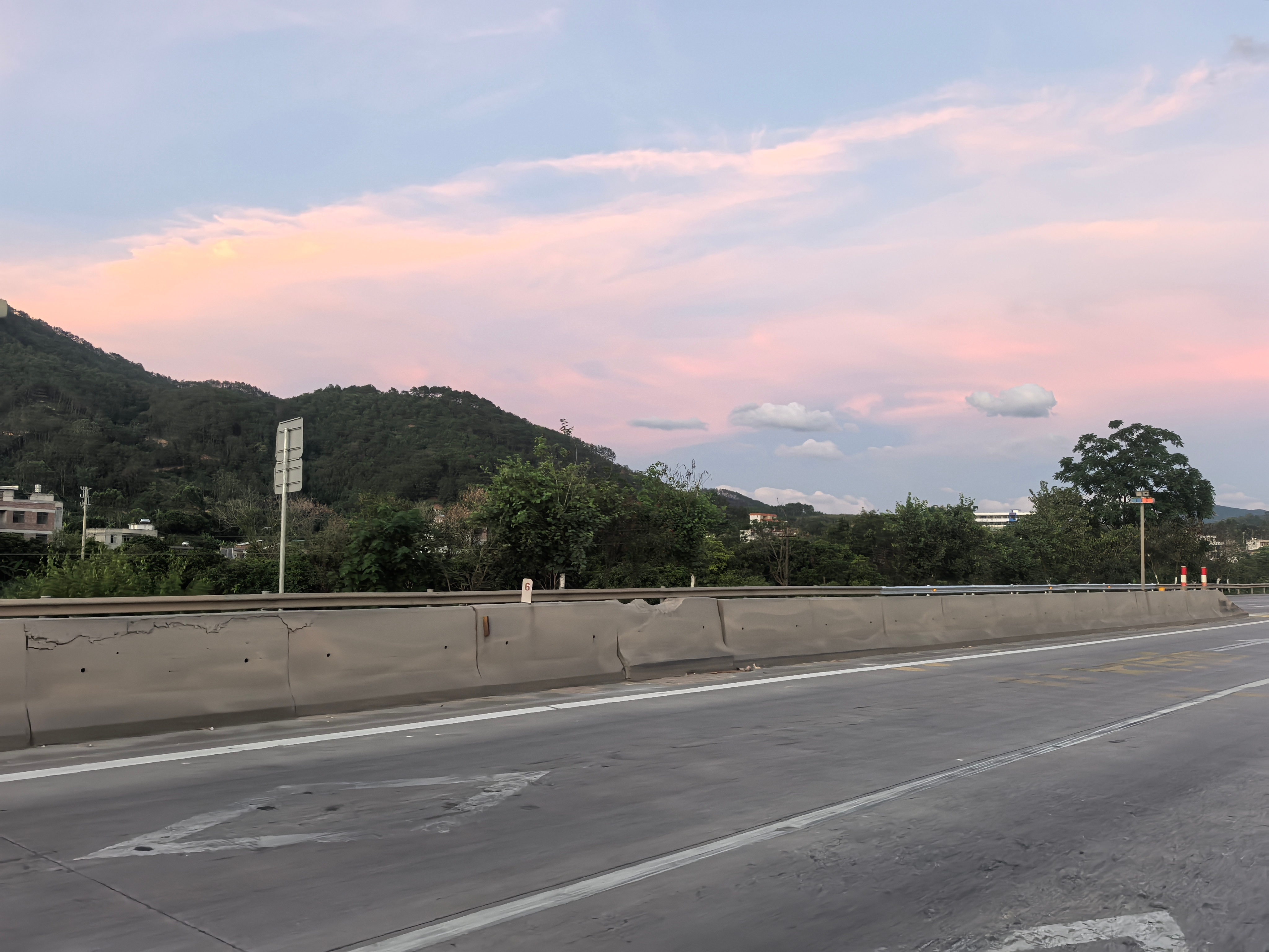 今天先这样吧。大家晚安。 