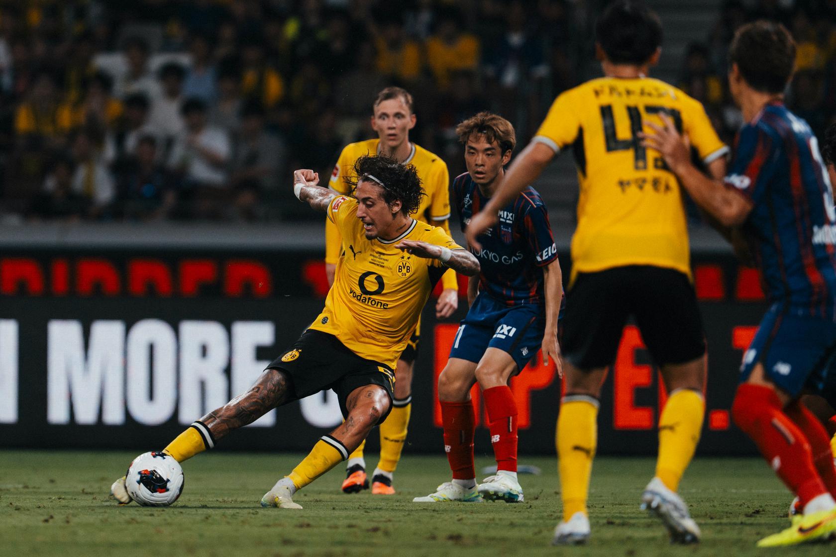 ⚽大雨之夜的友谊赛战报——北京时间8月1日晚18点，我横与东京FC进行亚洲行第二