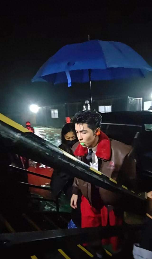 雨神buff生效！萧敬腾来音乐节，山东迎来及时雨。