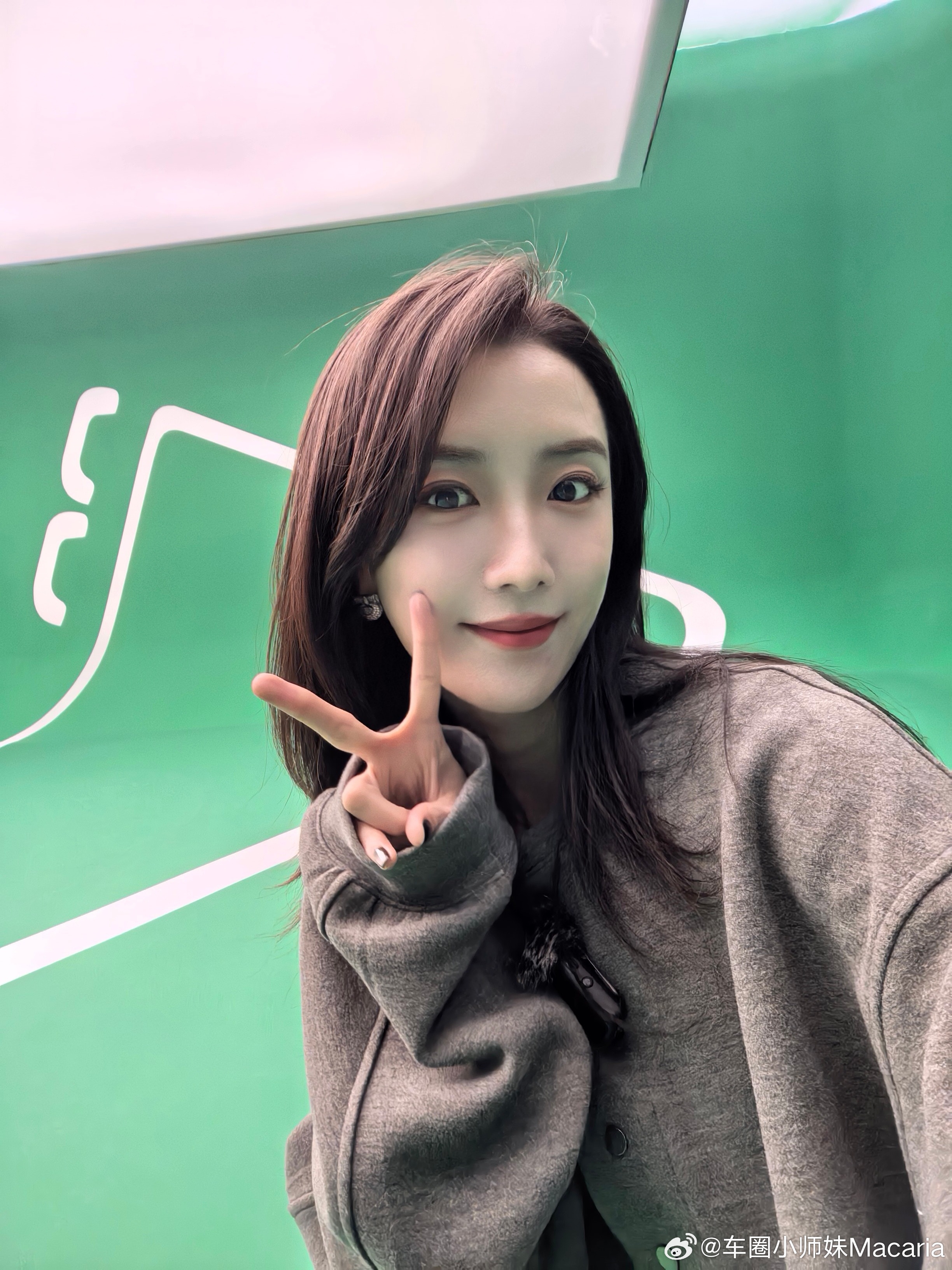 下班下班，飞奔回家～感觉生活里真的是充满了难题，就跟打怪兽一样，希望大家只要遇到