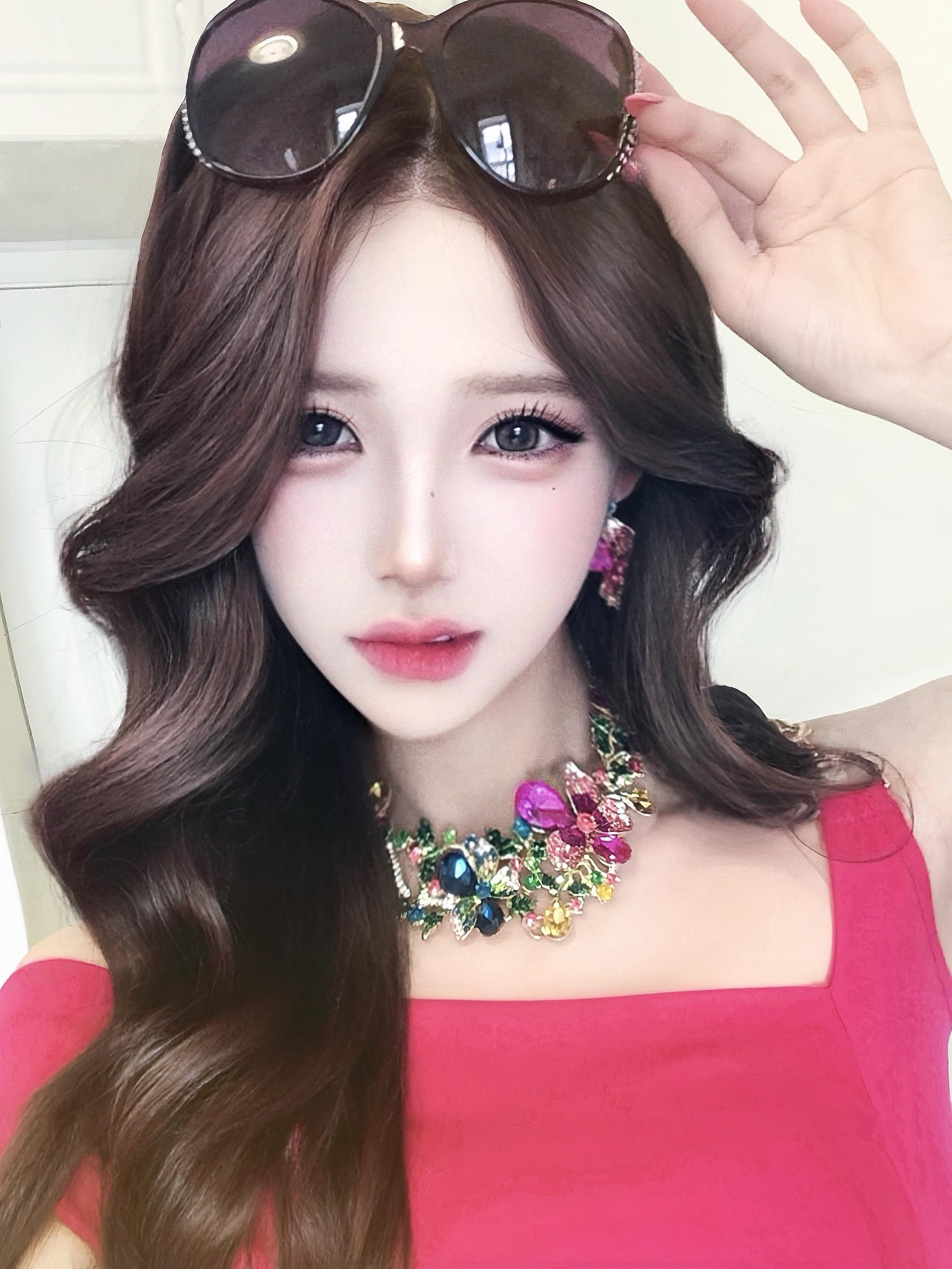 你再上下嘴唇一碰就说喜欢我  我tm弄死你