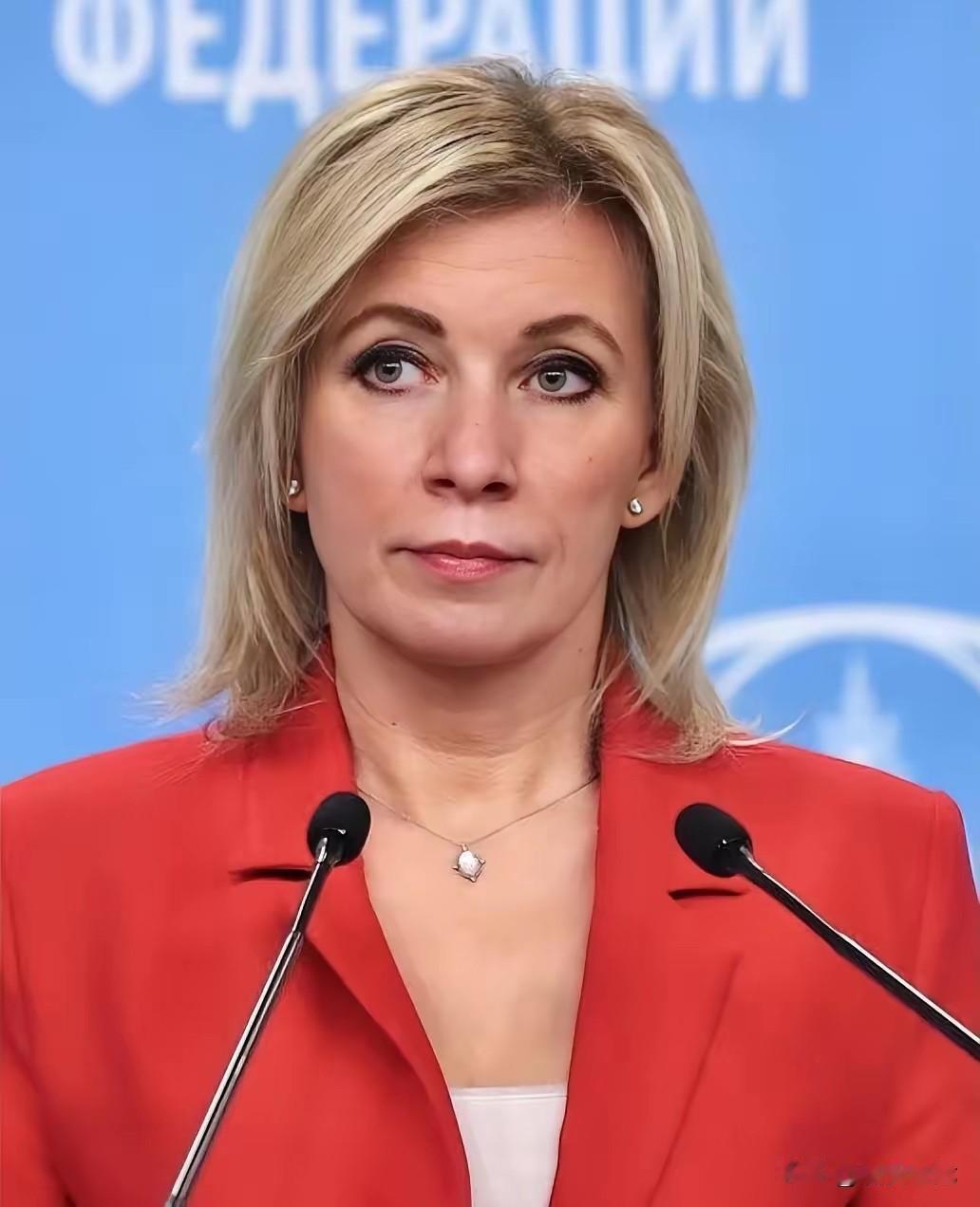 看扎哈罗娃如何用“俄式暴力美学”暴怼日本记者的！！！

近日有位日本记者不知天高