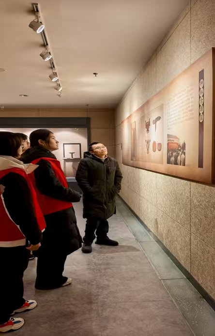 秦岭笑谈 【触摸黄河史前印记 传承千年文明薪火】曲阜师范大学 黄河流域传统文化传