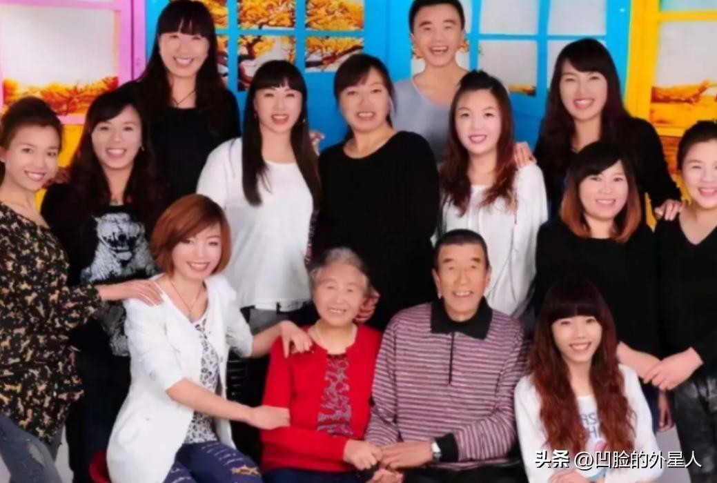 山西一对夫妻，生了11胎全是女儿，丈夫眼看妻子生不出儿子，无奈决定放弃，谁料，1