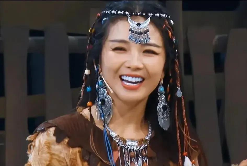 娱乐圈里的原装美女屈指可数，就连刚出道时，便被媒体惊为天人的刘涛，也为自己的牙齿