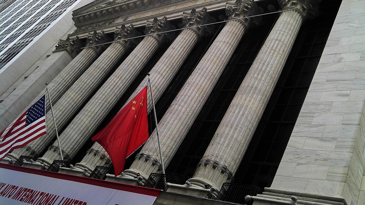 纽约时报：美国国防工业严重依赖中国电池，华盛顿希望建立本土生产

2025年12