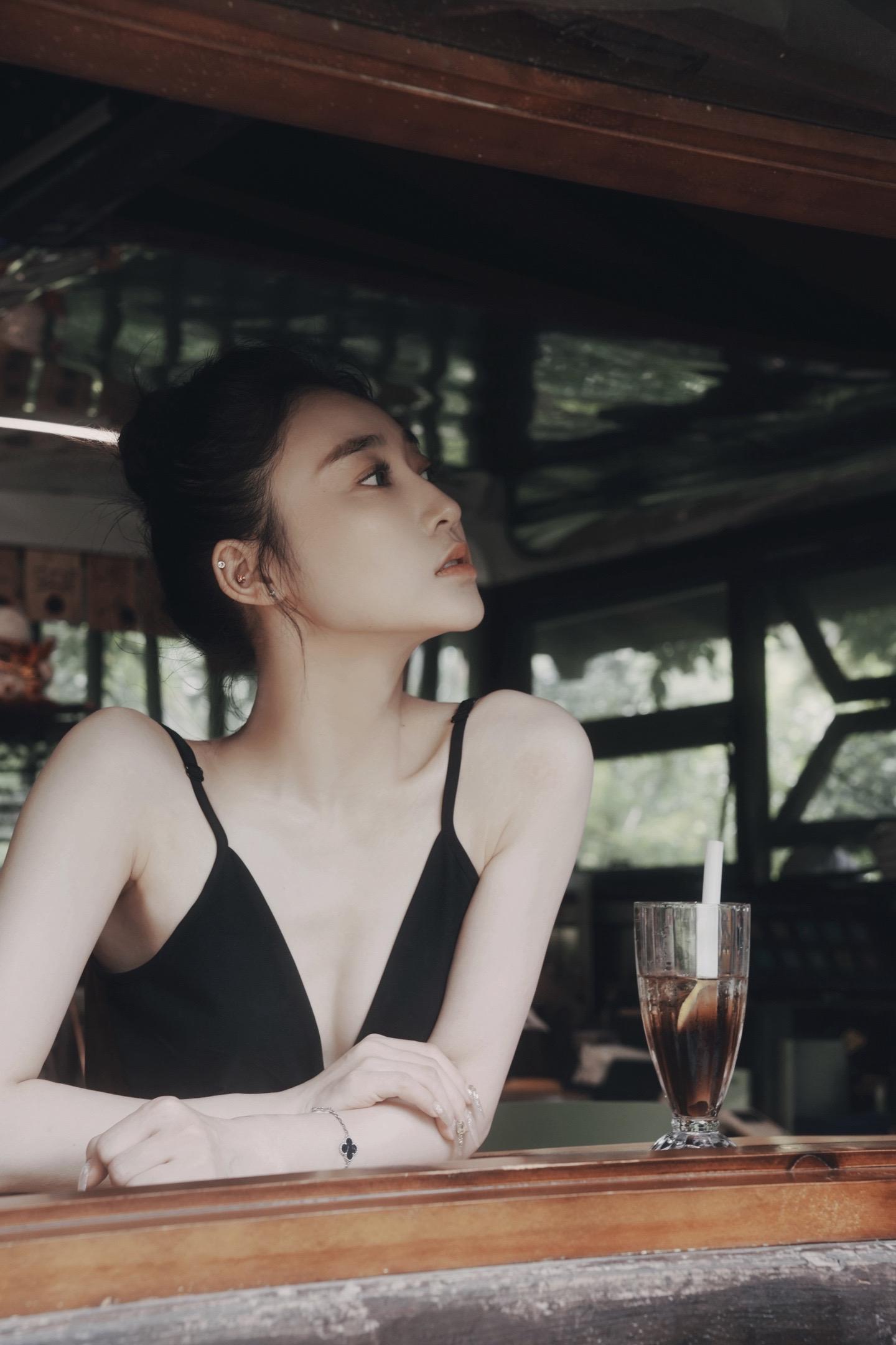 生活是个动词 生活分享给了谁 爱就给了谁