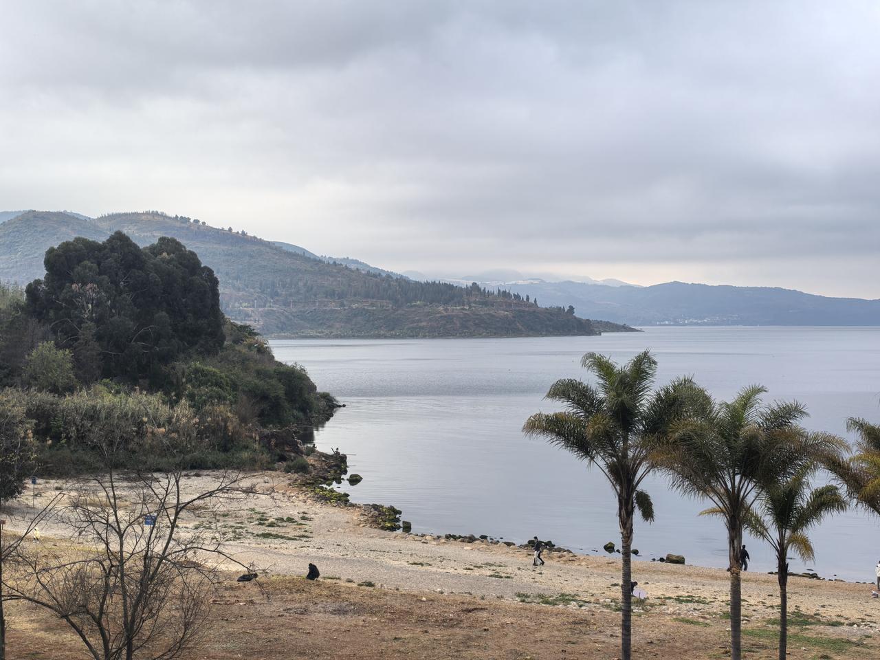 让日本融入东北亚经济圈，共同打造一个繁荣和平的东北亚经济共同体，这个设想和后路，