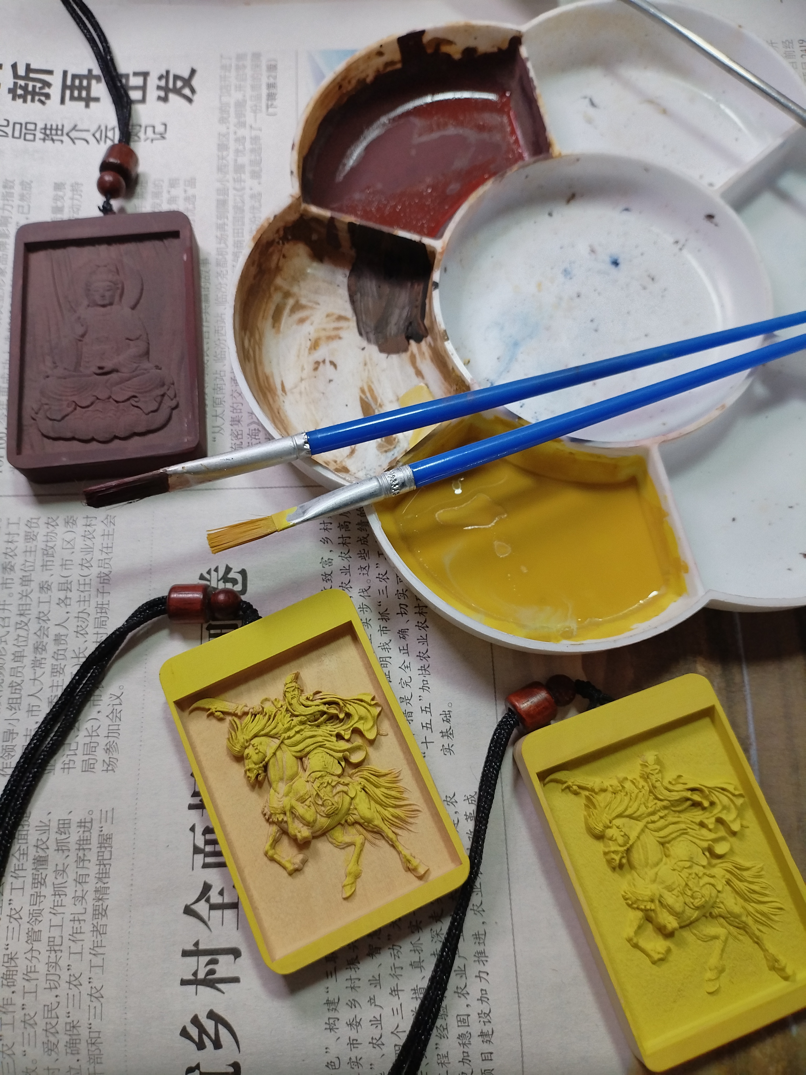 做匴命先生之前，先生其实是做雕刻的，手艺人有一个通病，就是不太喜欢跟人打交道，因
