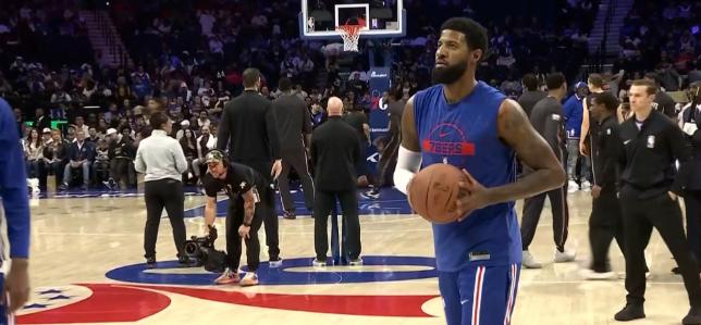 76人球星保罗-乔治真是竭尽全力了！虽然昨天76人在主场以93：116惨败于实力