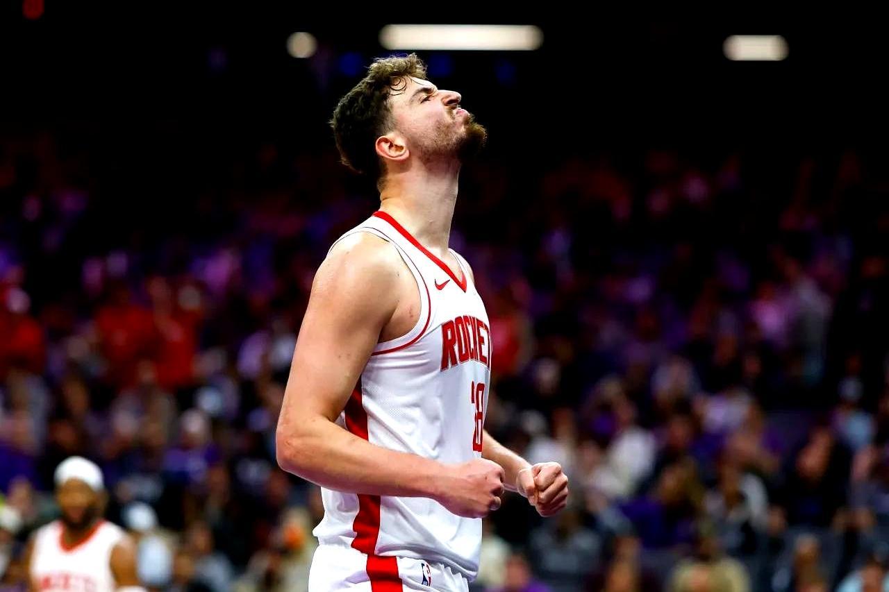 背靠背第2夜，火箭110-105森林狼
 
昨晚刚输雷霆，今天就翻盘。第六名悬着