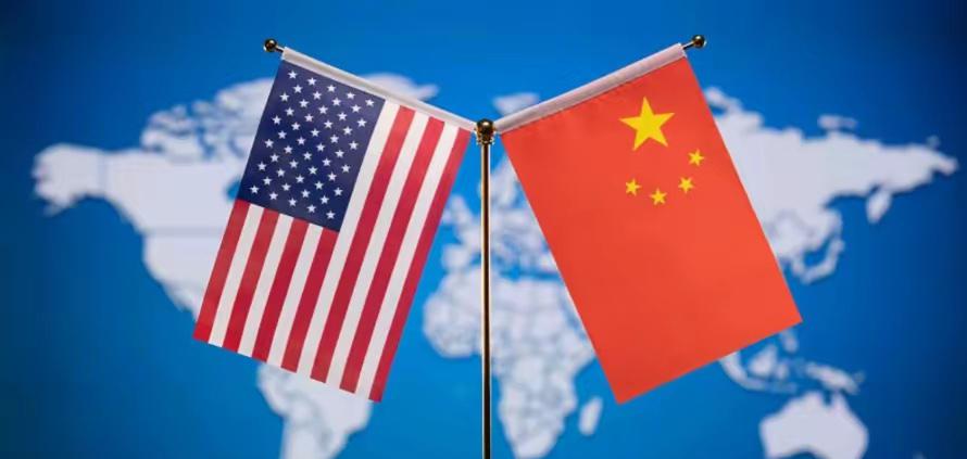 德媒表示，中国打的这一手牌，让美国左右为难！

中国的鸾鸟空天母舰，直接让美国犯