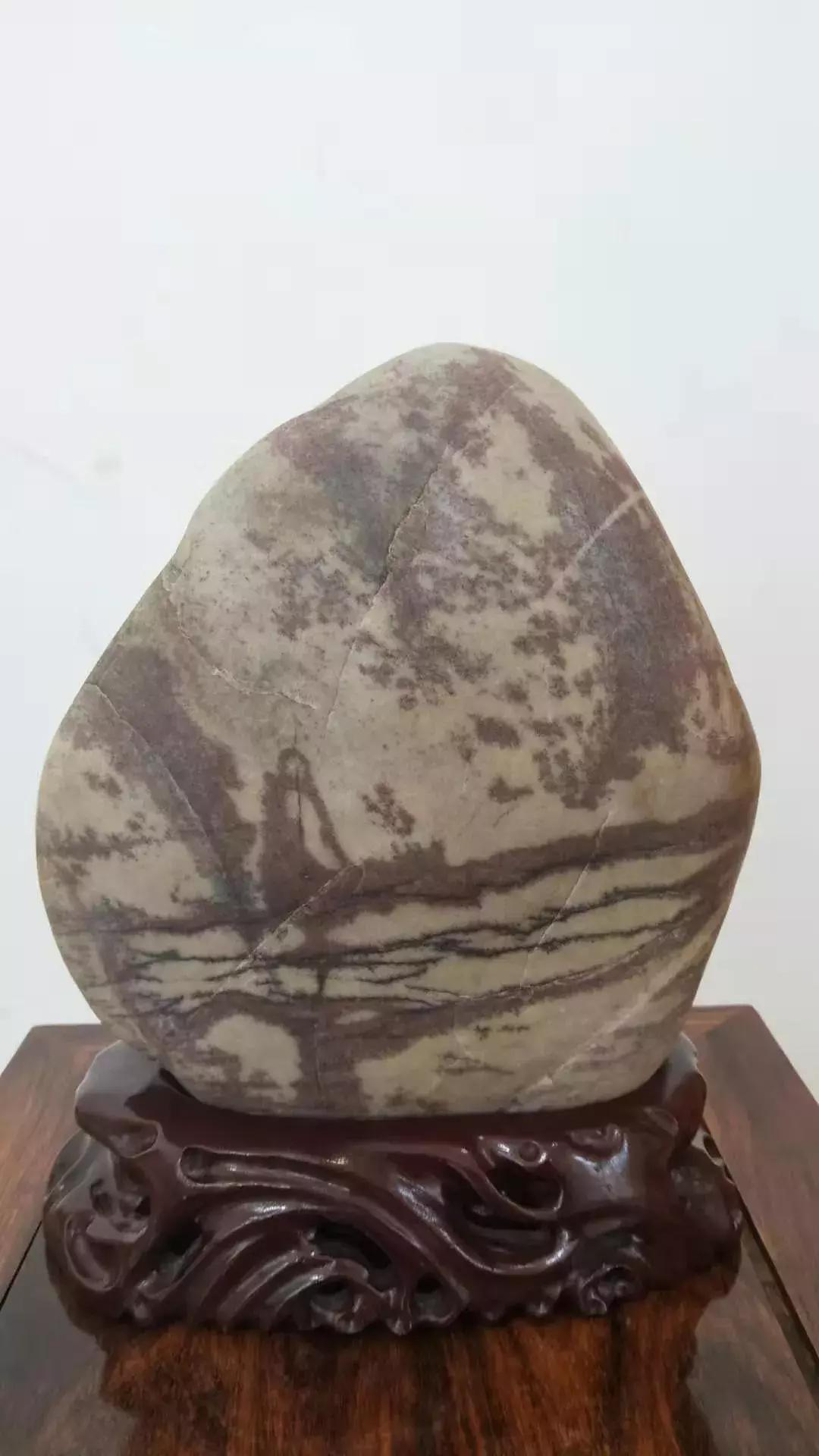 我们要守护的，从来不只是冷冰冰的古迹和荒野，而是写在基因里的文化母本与万物共生的
