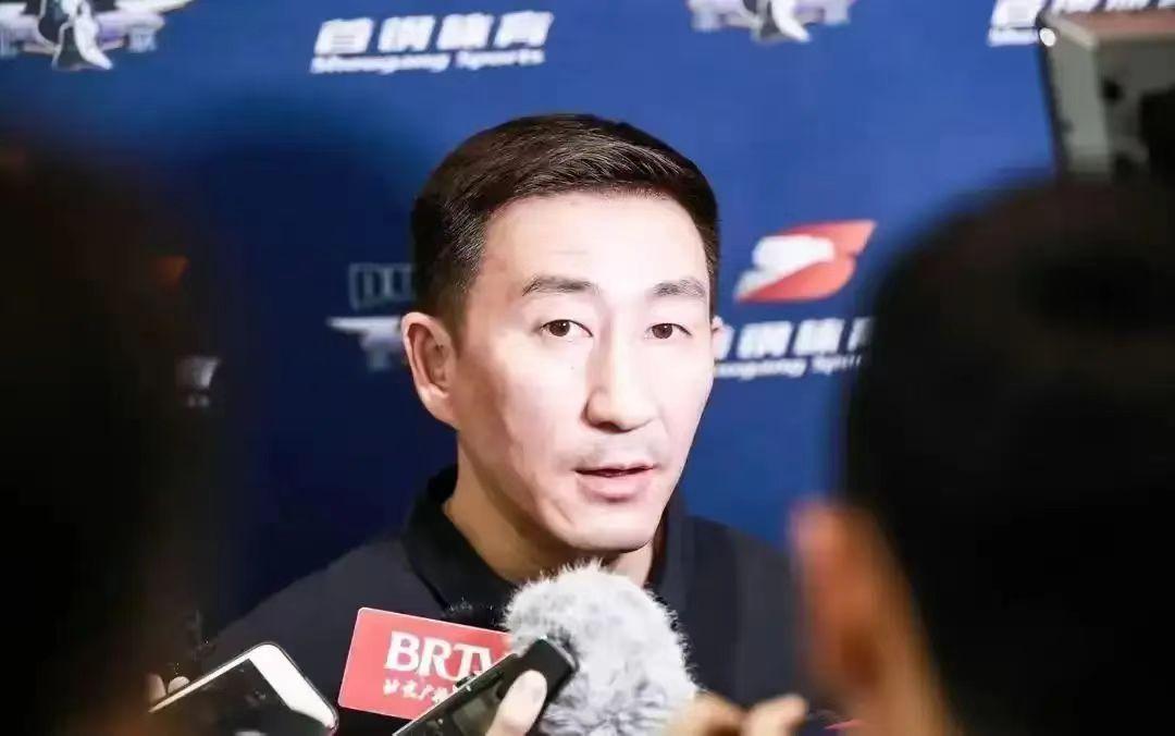 北京北汽男篮重建遭遇2大难题：
自2017年开始，北京首钢男篮的“重建”已经过去