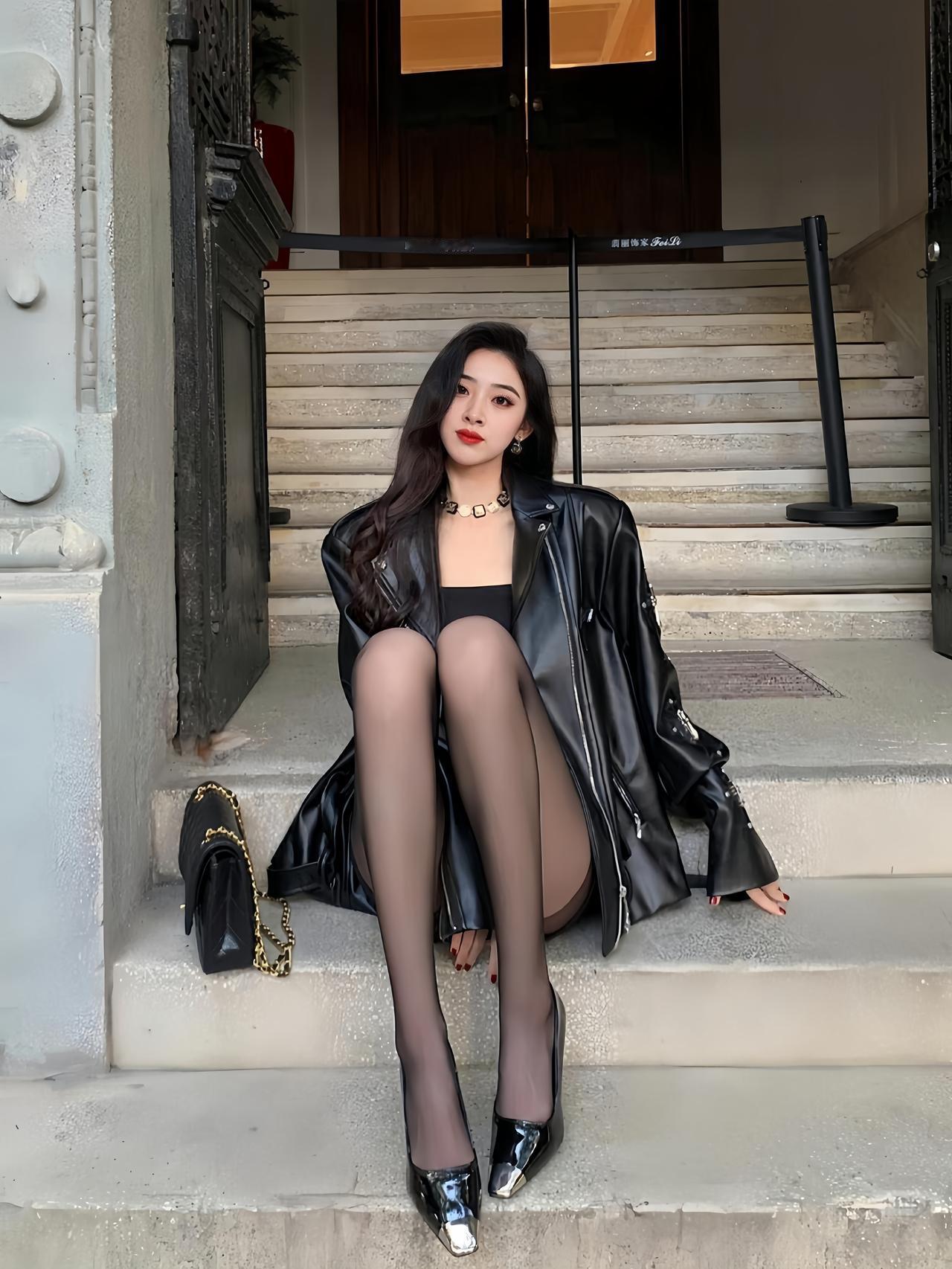 相册里最满意的照片如何将服装穿出魅力尽显的高级感?