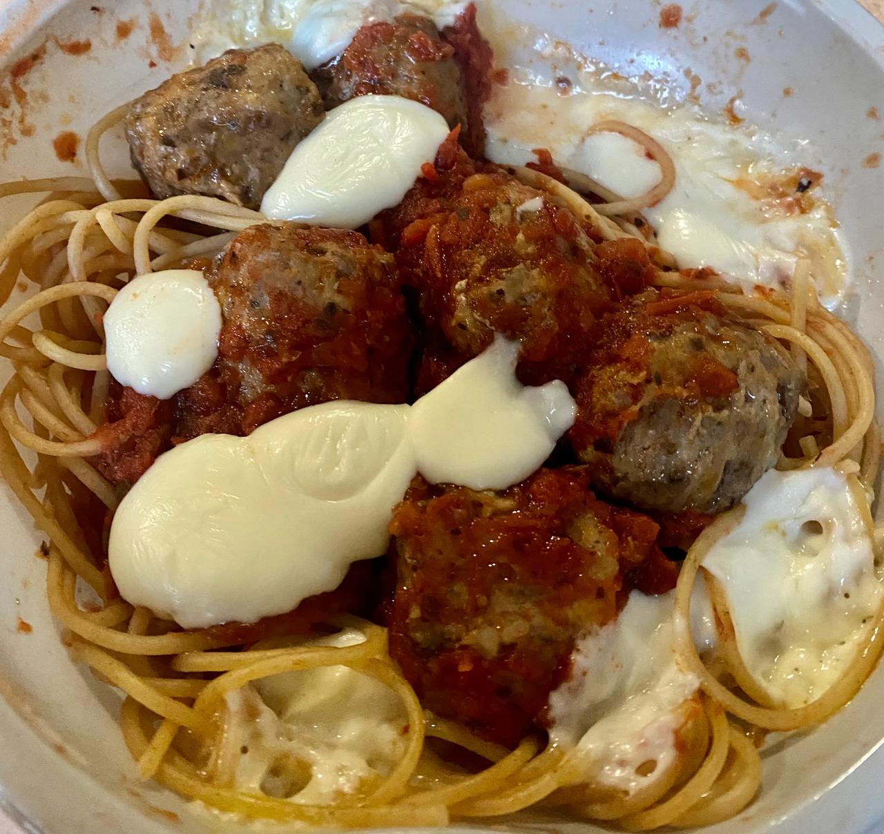 今晚的晚餐，7 欧元！