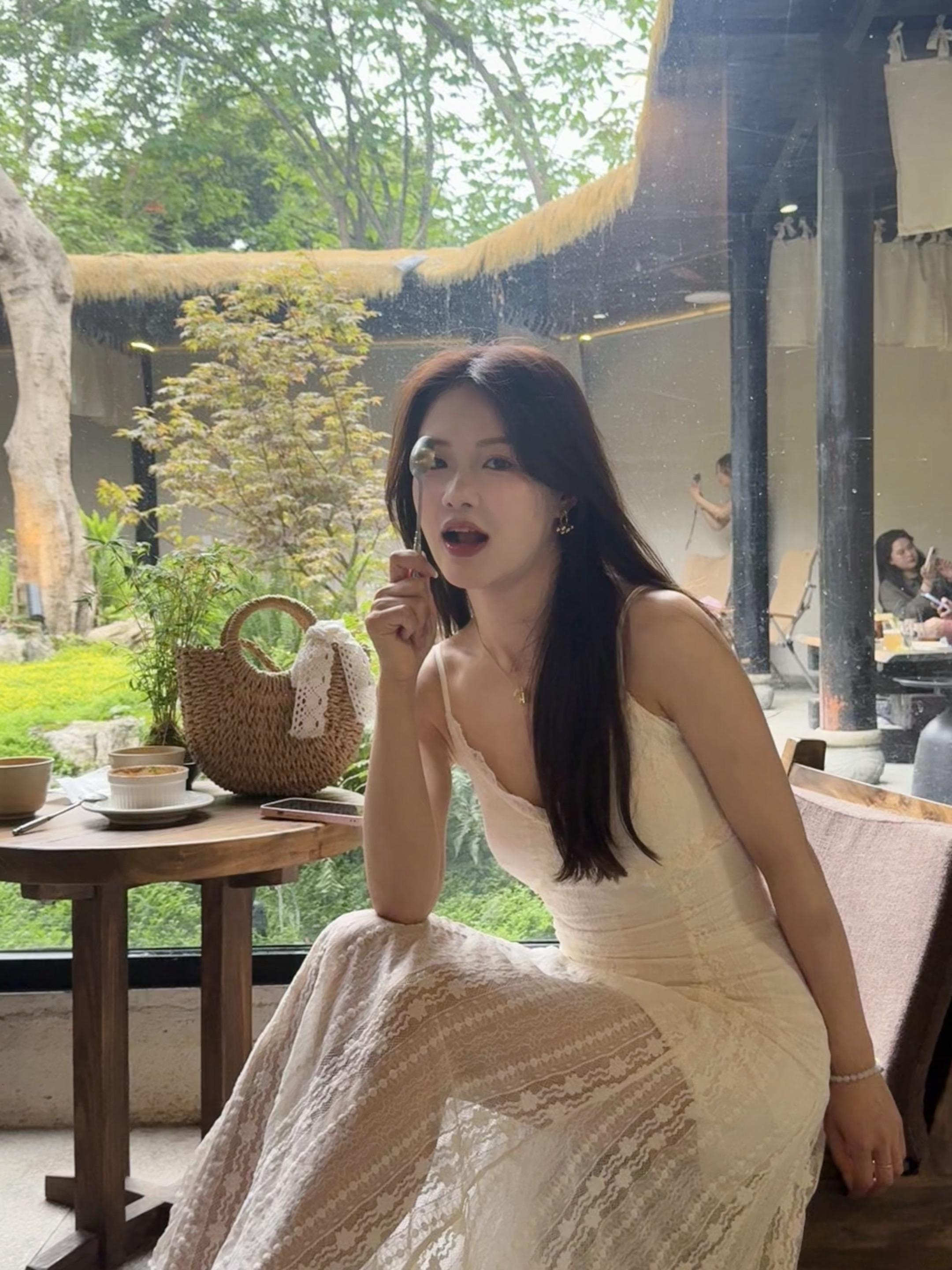 路过了学校花店 荒野到海边