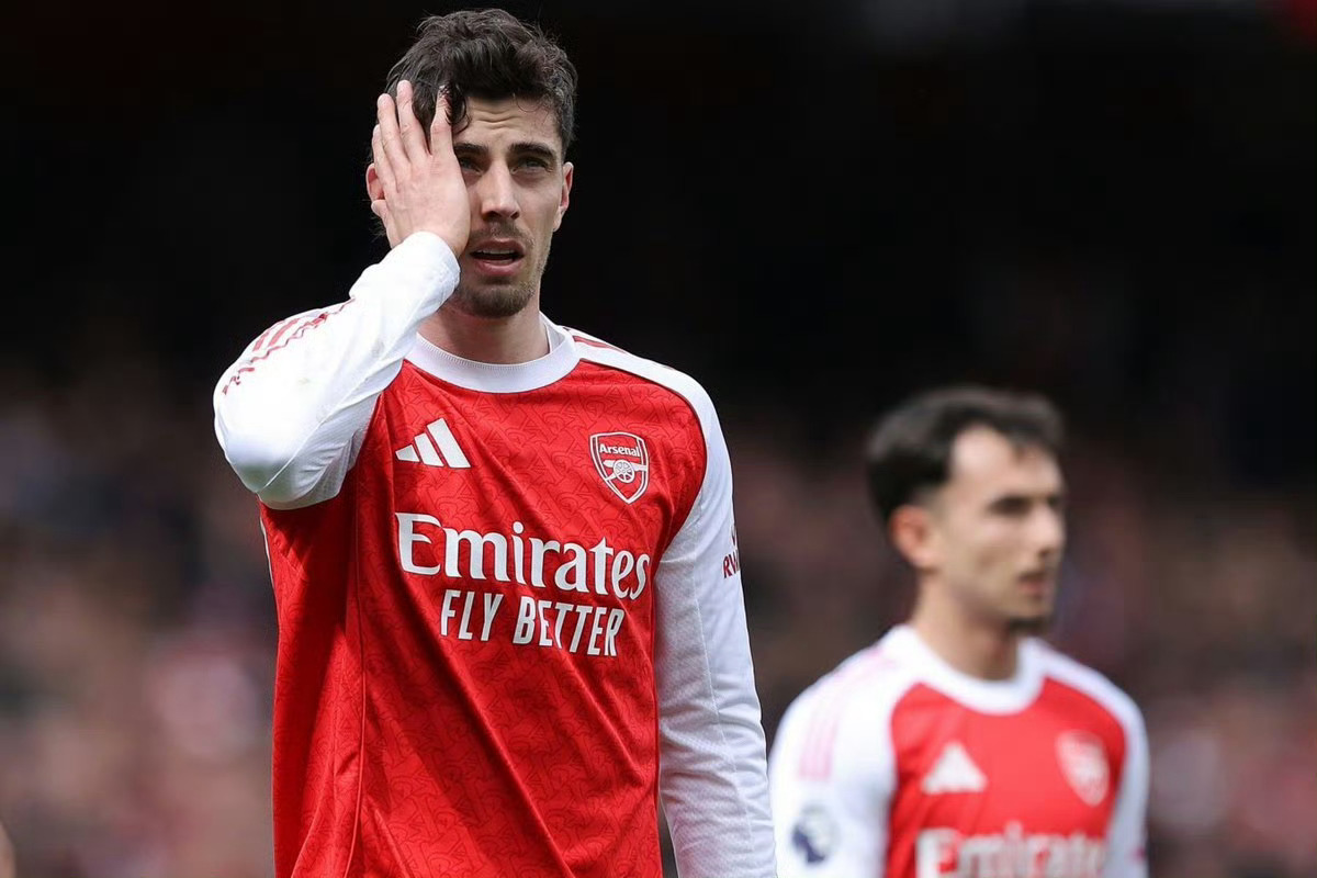 笑到崩溃！指望蓝军送大礼，结果阿森纳自己先翻车，争冠形势彻底反转。就算肖邦再厉害