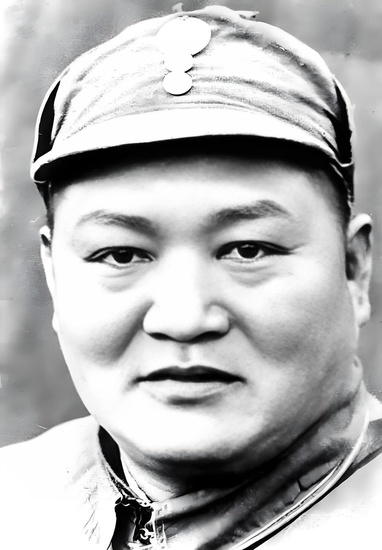 罗炳辉将军的传奇一生：从苦难奴隶到铁血将军！挣脱枷锁投身革命，凭铁血意志驰骋疆场