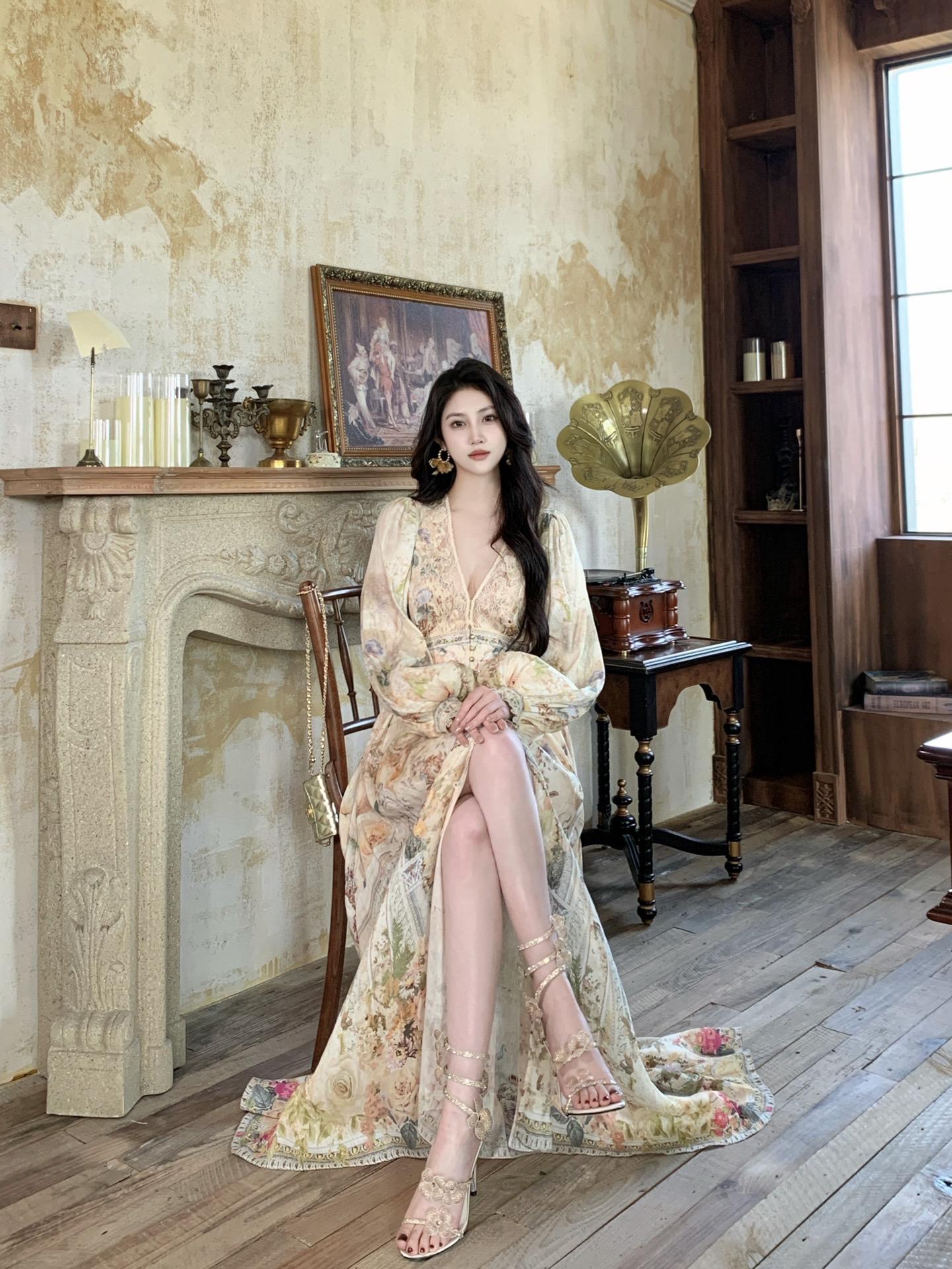 宫廷风美神降临。