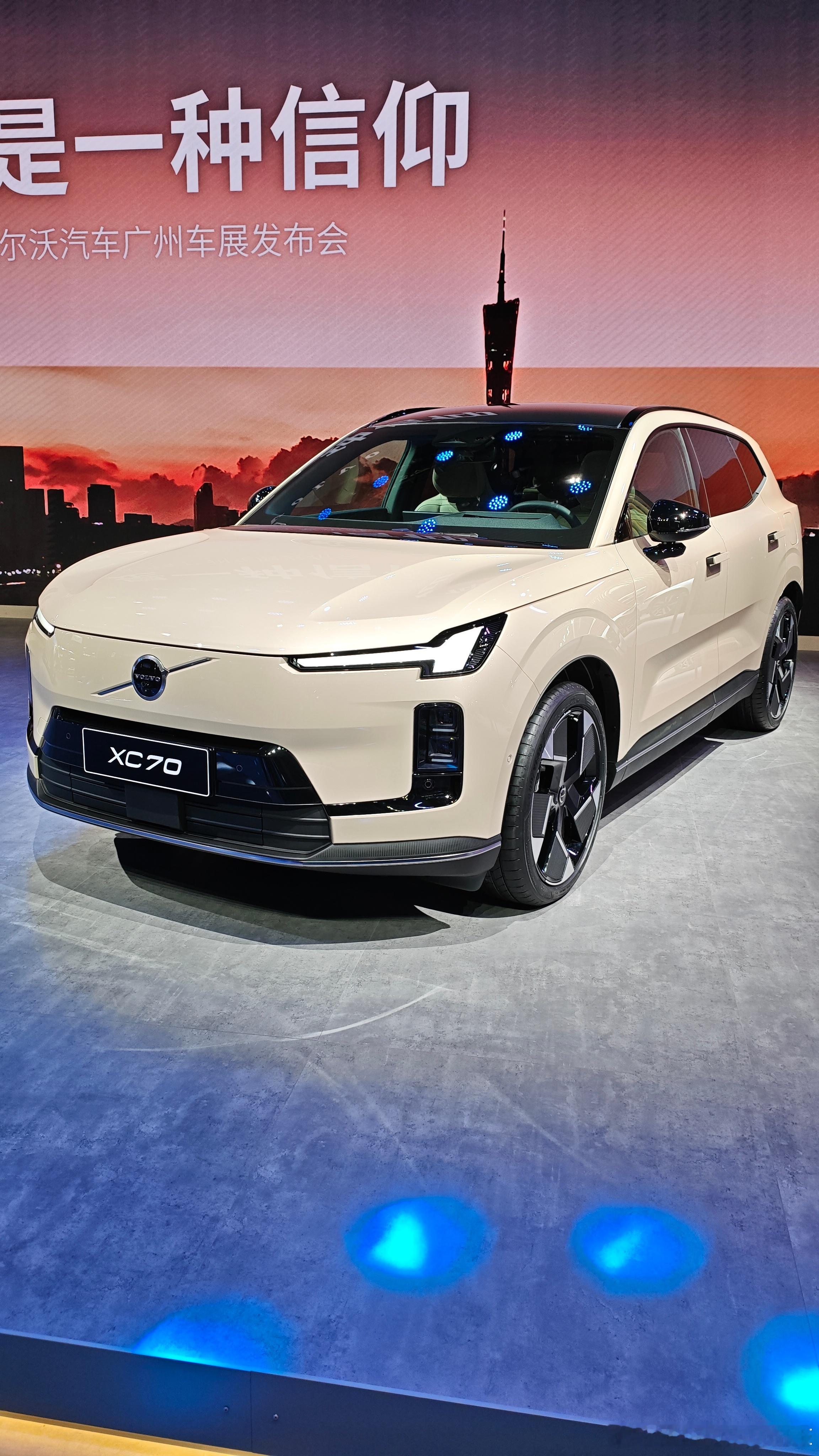 来自北欧的设计风格，沃尔沃XC70！