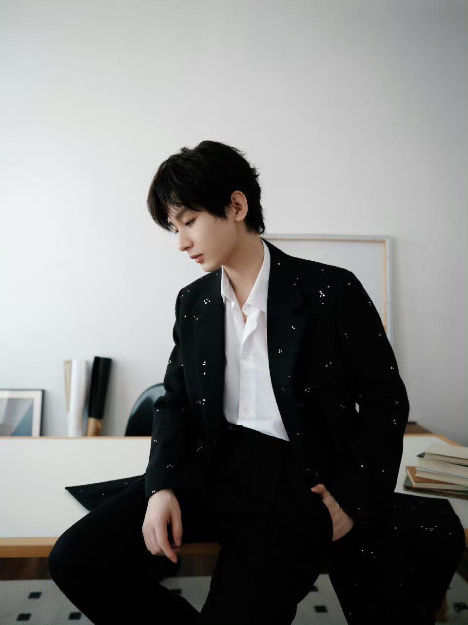 成毅，那一年花开的不好，可我觉得还好，因为我遇见了你。那一年还开得极好，都是因为