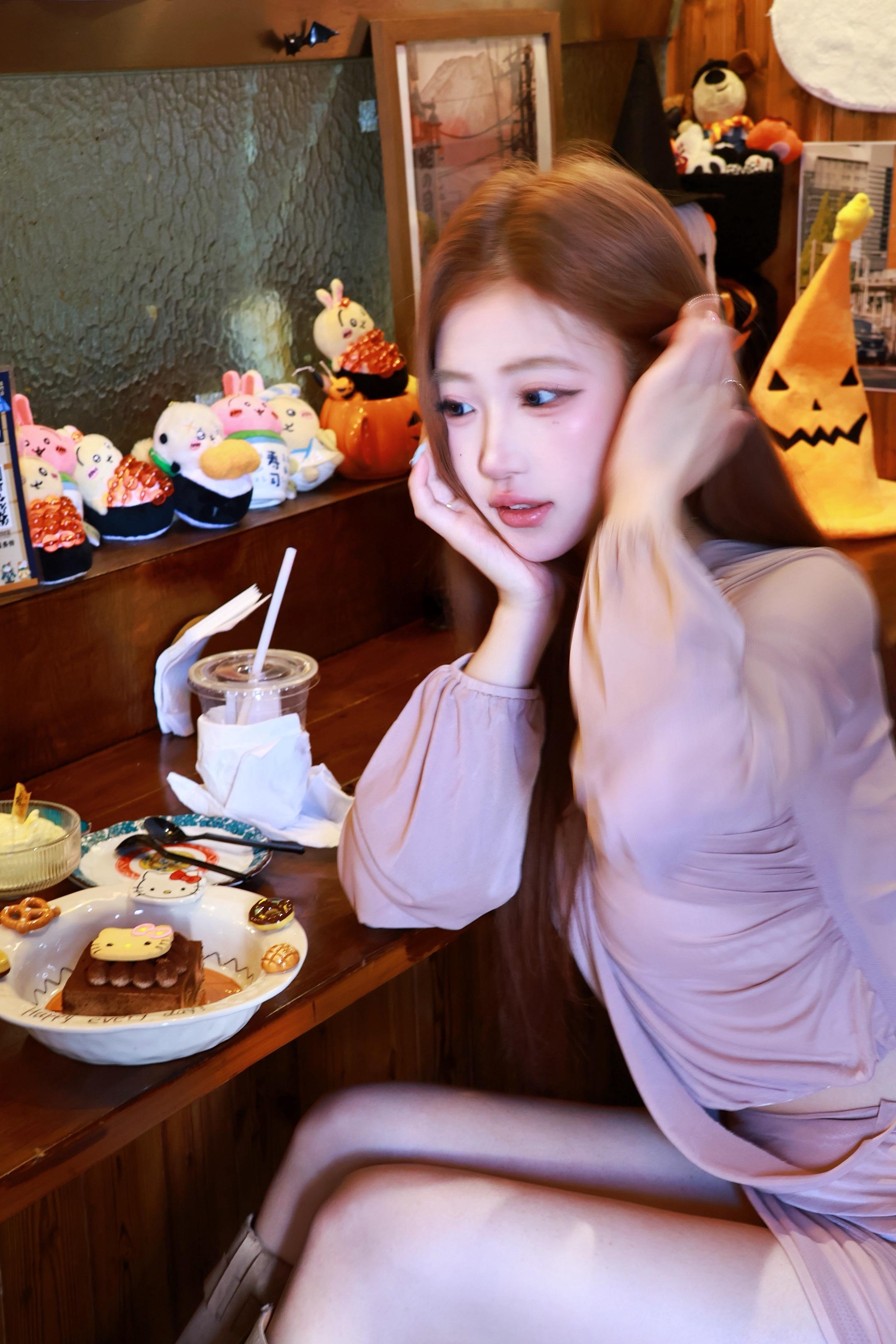 我抛了个硬币 闭眼许愿 正反都会幸福