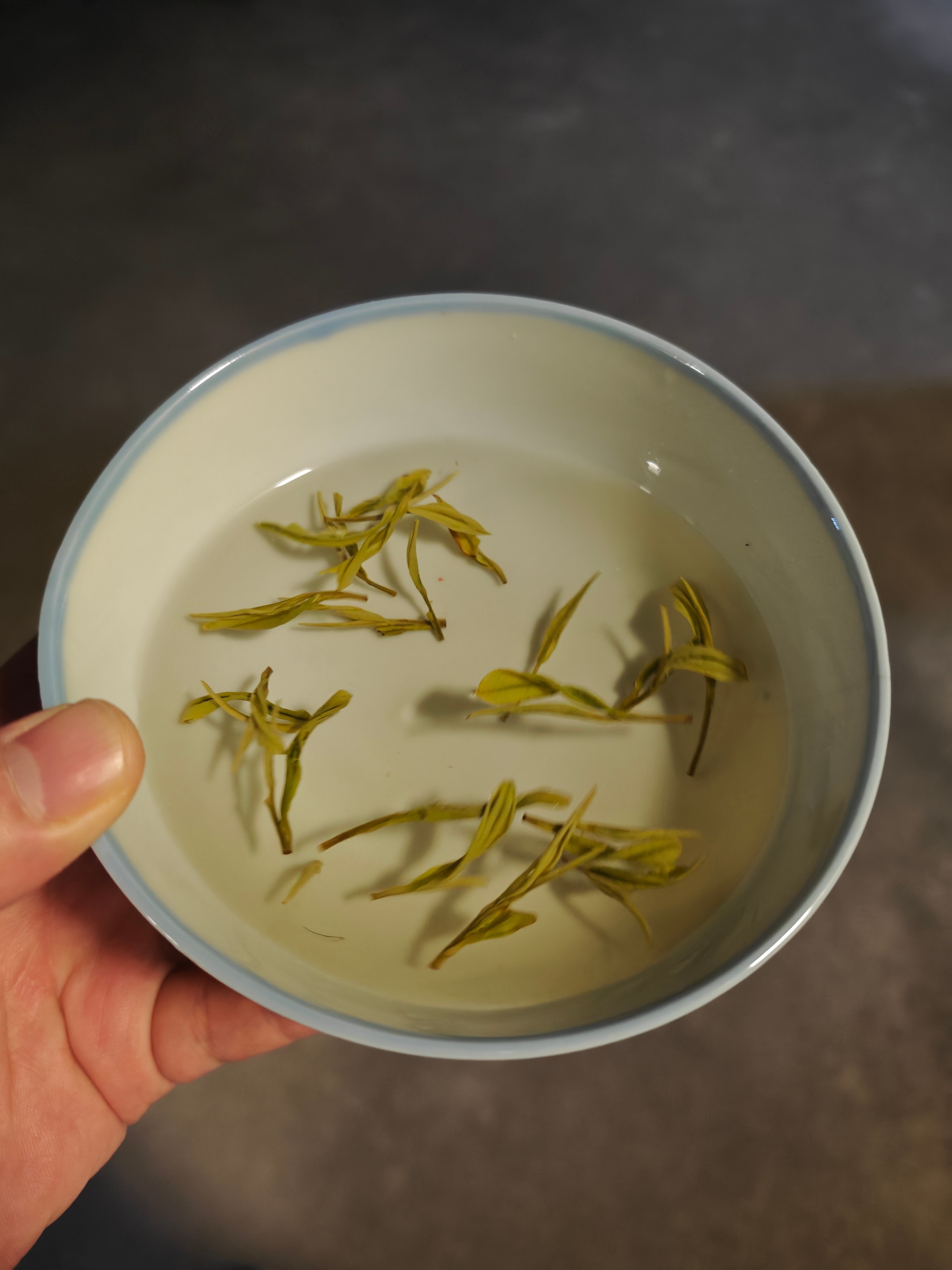 奶奶说月公喝过的茶喝了不尿床[二哈] ​​​