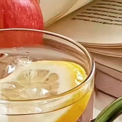 每日一善真正决定一个人成就的也不是运气，而是严格的自律和高强度的付出成功的秘密，