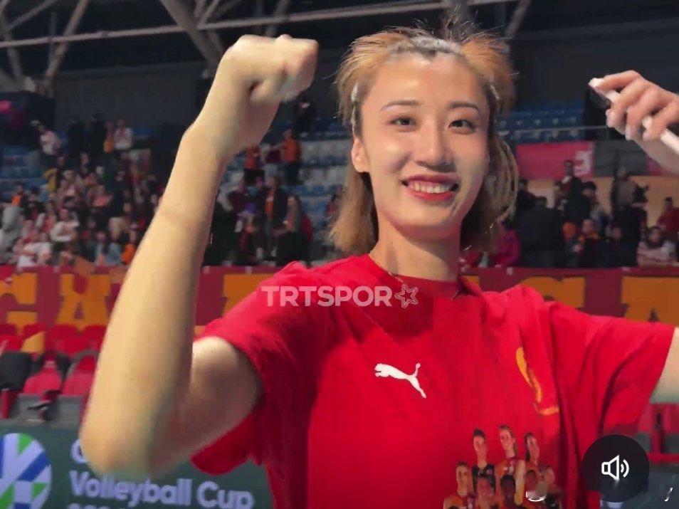 【女排欧联杯】决赛次回合，中国女排王媛媛效力的土耳其加拉塔萨雷女排3-1（25: