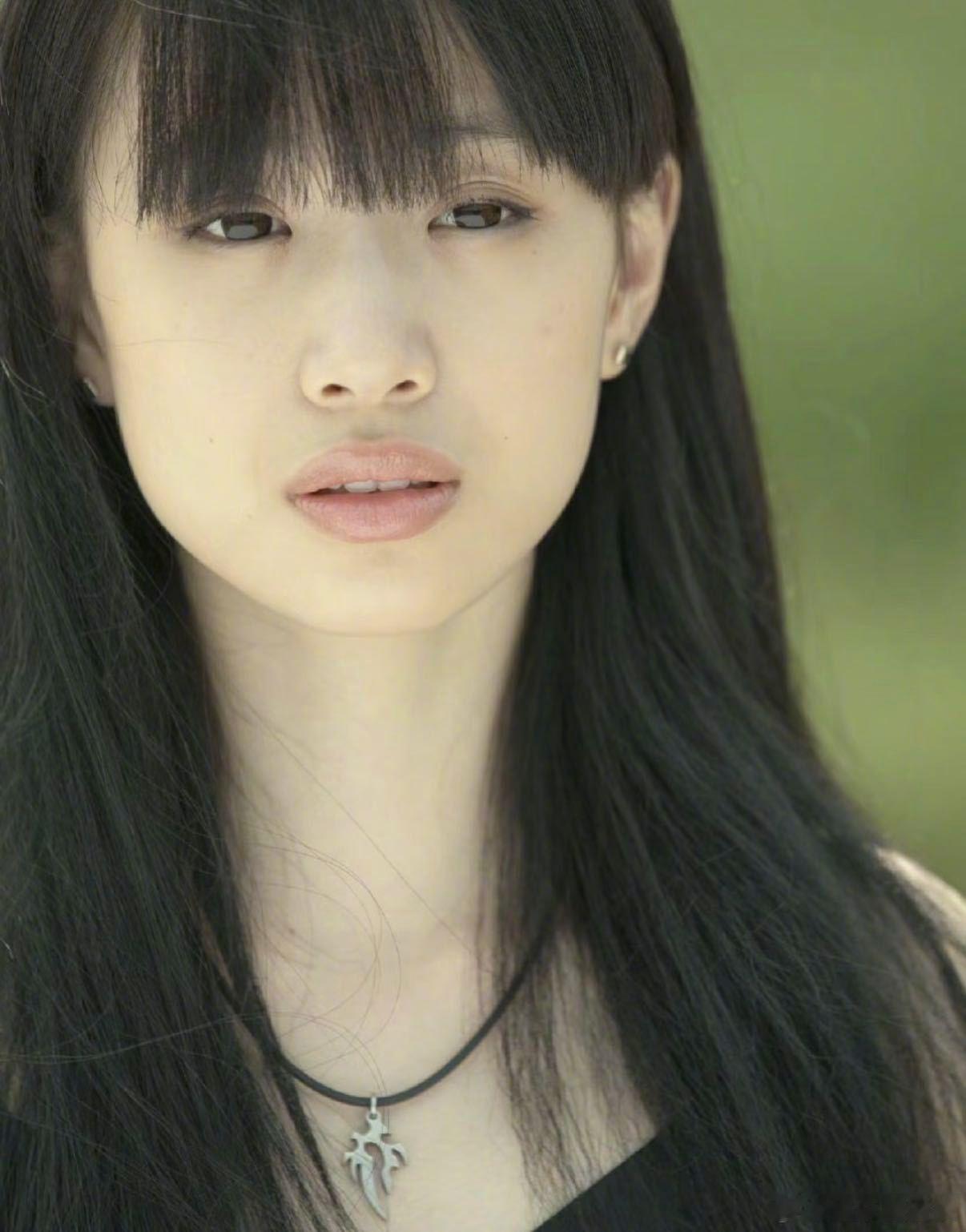 考古的风终于吹到李梦了 从文艺片灵气逼人的白月光到这种恶女，用实力证明好演员从不